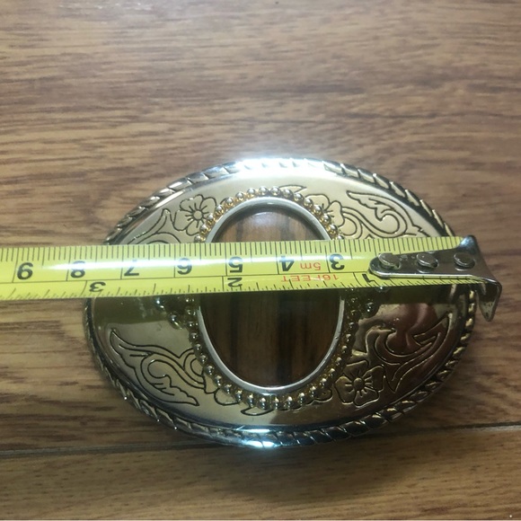 Belt Buckle - Picture 5 of 6